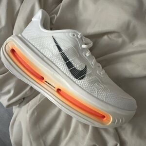 Nike Zoom Vomero Women Casual Shoe US Size All Colors Brand New in Box